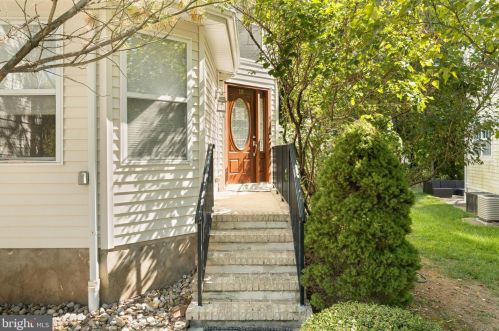 18 Marchesi Dr, Trenton, NJ 08648-1306