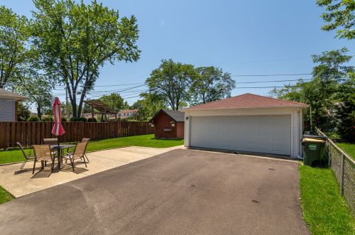 7908 Nora Ave, Niles IL  60714-3216 exterior