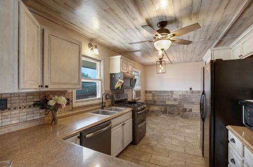 1255 Raynolds Ave, Canon City CO 81212-4013 exterior