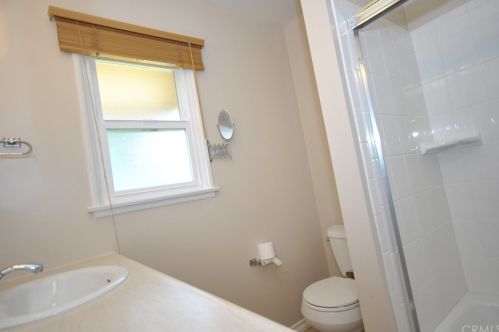 2002 Ninth St, Anaheim CA  92802-3203 exterior