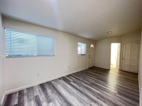 206 Vienna Dr, Santa Ana CA  92703-4146 exterior