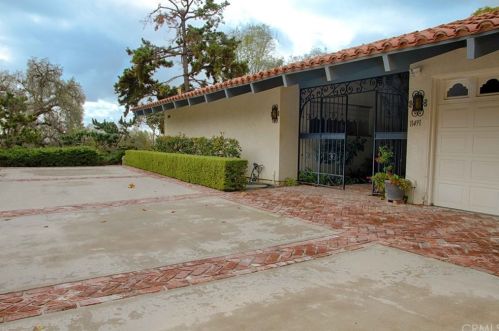 11491 Plantero Dr, Santa Ana CA 92705-3108 exterior