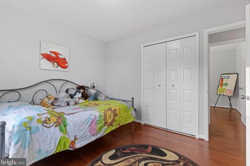 5002 Ten Mills Rd, Columbia MD  21044-1539 exterior