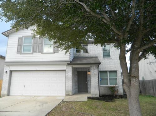 741 New Bridge Dr, Uhland TX  78640-5542 exterior