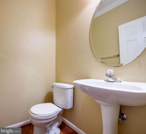 583 Windsong Dr, Aberdeen MD  21001-1809 exterior