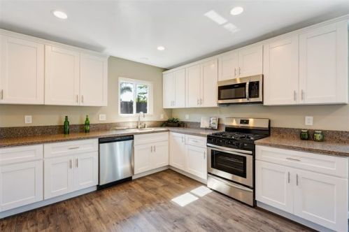 1332 Calera St, Vista CA  exterior