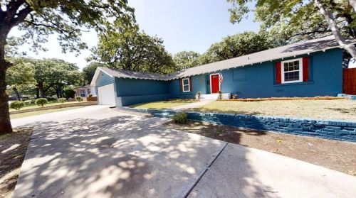 5309 Lambeth Ln, Fort Worth TX  76112-3854 exterior