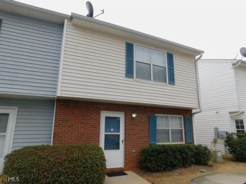 6319 Wedgeview Dr, Tucker GA  30084-8769 exterior