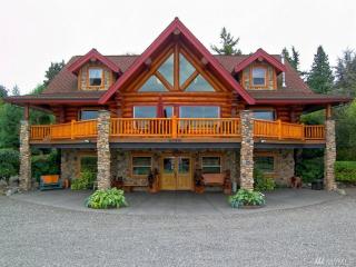 6799 Daffodil Ter, Ferndale, WA 98248-8534