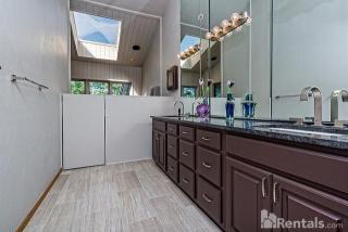 3 Beacon Hill Ln, Englewood CO  80111-5239 exterior