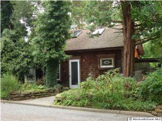 104 6th Ave, Wall Township NJ  07762-1803 exterior