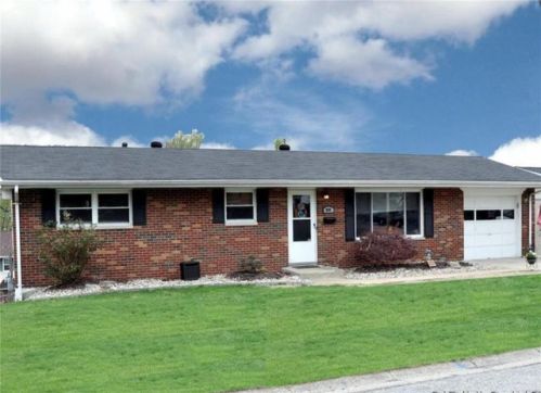 808 Pennsylvania St, Collinsville, IL 62234-4120