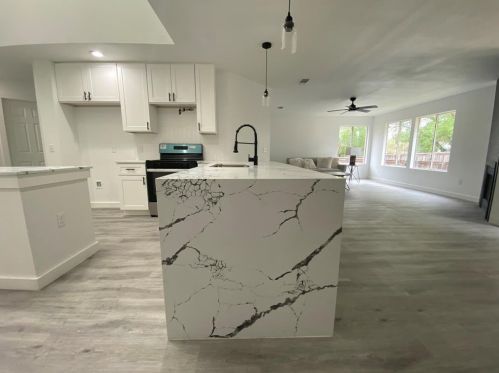 6501 Bramber Ln, Austin TX  78754-5714 exterior