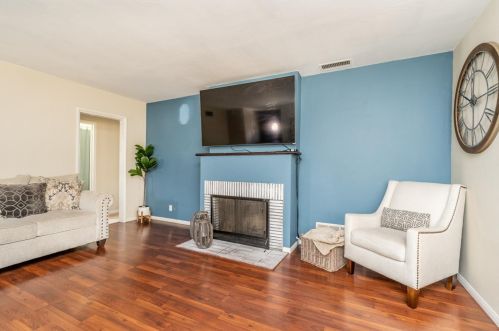 5318 Rochester St, Riverside CA  92504-2136 exterior