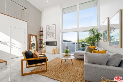 425 Marine St, Santa Monica, CA 90405-5653