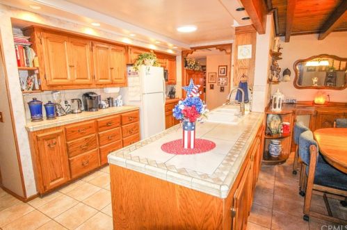1621 Sumac Ln, Anaheim CA  92804-6653 exterior