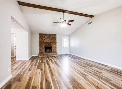 2137 Vlg Grn Dr, Garland TX 75044-7145 exterior