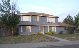 3010 Rock Chuck Dr, Bend OR  97701-6523 exterior
