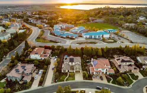 2017 Medici Way, Folsom CA  95762-4154 exterior