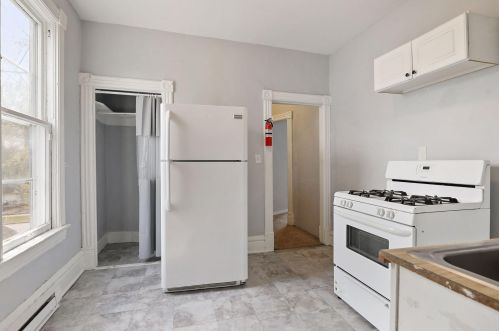 405 Jessamine Ave, Saint Paul MN  55130-3758 exterior