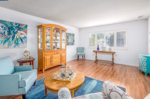 1501 Laverne Way, Concord, CA 94521-2223