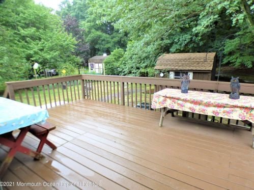 45 Bernard St, Tinton Falls, NJ 07724-1906