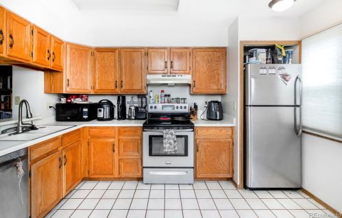 19804 Summerset Ln, Parker CO 80138-8077 exterior