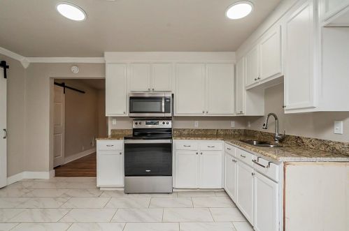 4608 Panola Ave, Fort Worth TX  76103-3705 exterior