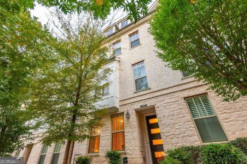 243 Franklin Rd, Atlanta GA  30342-2607 exterior