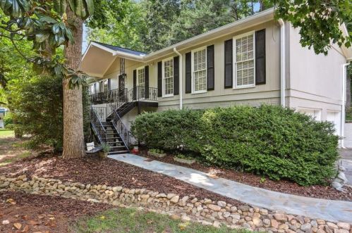 3541 Winfair Pl, Marietta, GA 30062-1040