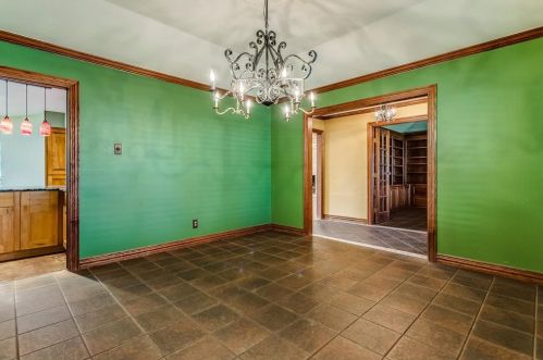 6248 Dilbeck Ln, Dallas TX  75240-5350 exterior