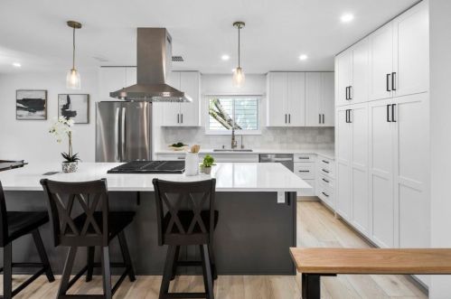 6517 Fair Vly Trl, Austin TX  78749-1250 exterior
