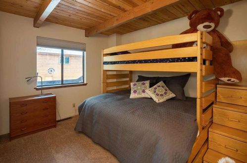 13178 Muhlebach Way, Truckee CA  96161-6424 exterior