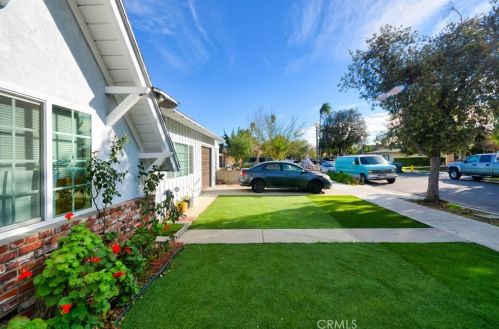836 Zeyn St, Anaheim CA  92805-1841 exterior