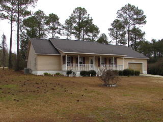 14 Creekside Dr, Douglas, GA 31535-7298