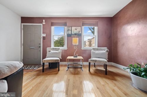 1211 4th St, Philadelphia PA  19147-5201 exterior