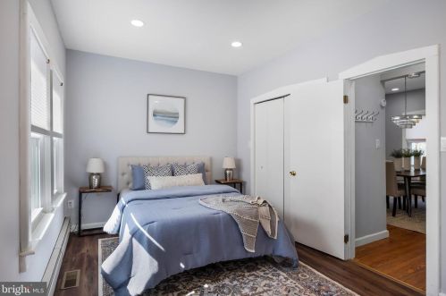 244 Hopkins Ave, Haddonfield NJ  08033-1409 exterior