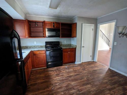 6360 Ashdale Dr, Atlanta GA  30349-4402 exterior