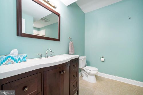 365 Prado Way, Berkeley Springs WV  25411-3264 exterior