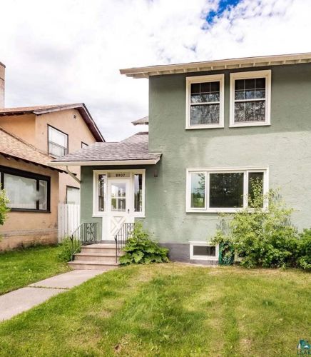 8907 Idaho St, Duluth, MN 55808-1548