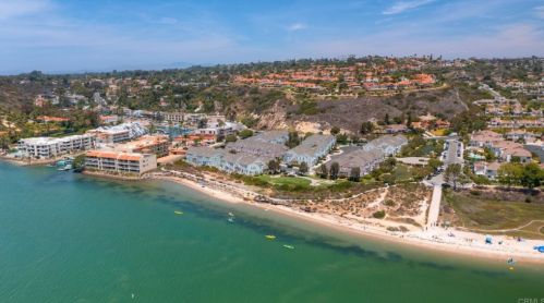 4718 Beachwood Ct, Carlsbad, CA 92008-4290
