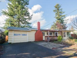 7425 66th Ave, Portland, OR 97206-8016
