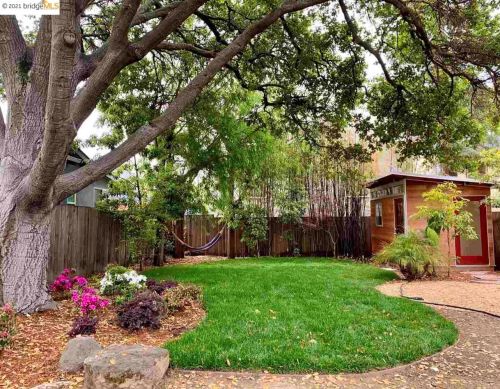 1726 Francisco St, Berkeley, CA 94703-1311