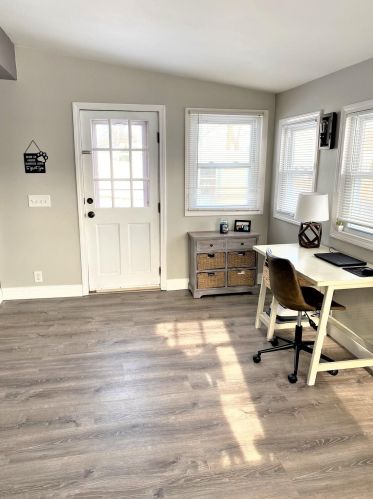 50 Laton St, Nashua, NH 03064-2302