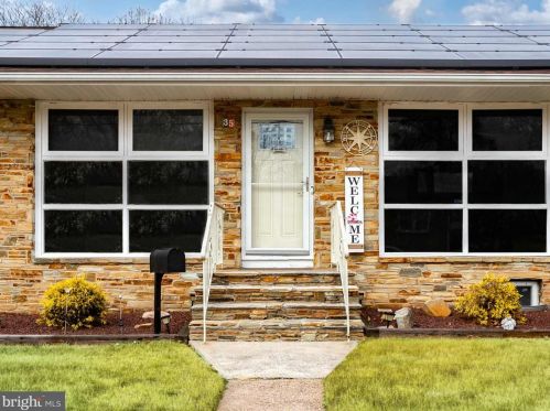 35 Bradway Ave, Trenton, NJ 08618-2672