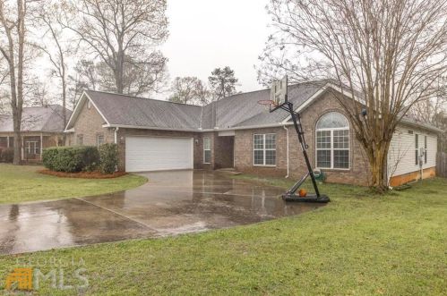 92 Satilla Ln, Warner Robins, GA 31088-1673