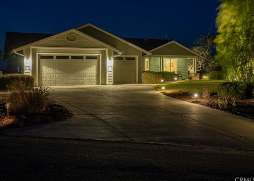 6010 High Ridge Rd, Lake Nacimiento, CA 93446-9442