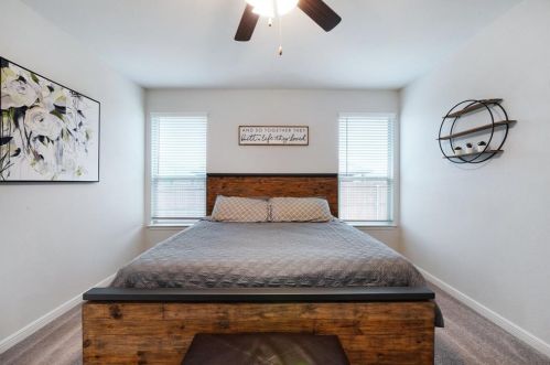 9137 Stone Mill Ln, Fort Worth TX  76179-8119 exterior