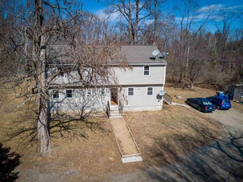 88 Sweet Hill Rd, Plaistow, NH 03865-2355