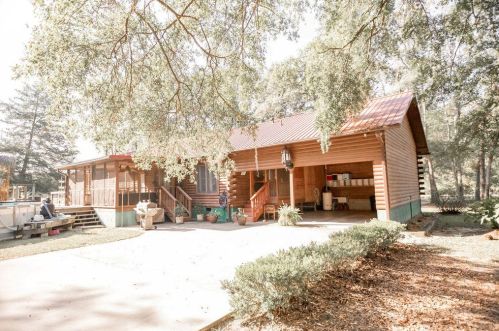 215 Player Ln, Ruffin, SC 29475-3626